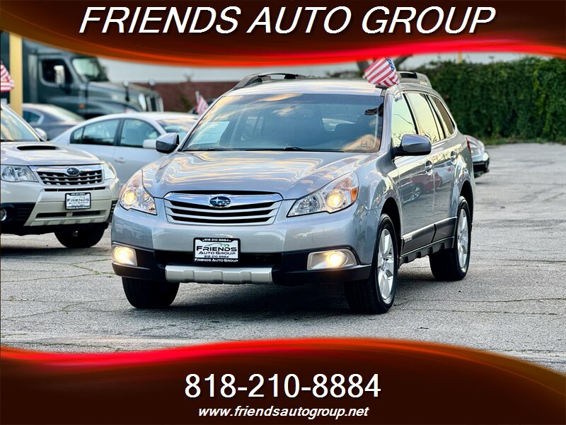 2012 Subaru Outback Limited's photo