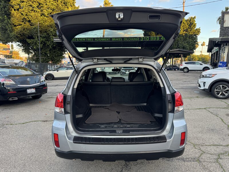 2012 Subaru Outback Limited - Photo 23