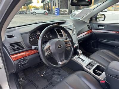 2012 Subaru Outback 2.5i Limited - Photo 8 - Van Nuys, CA 91406