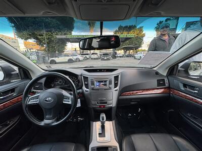 2012 Subaru Outback 2.5i Limited - Photo 13 - Van Nuys, CA 91406