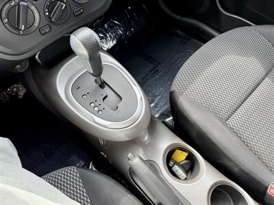 2016 Nissan Juke S - Photo 23 - Van Nuys, CA 91406