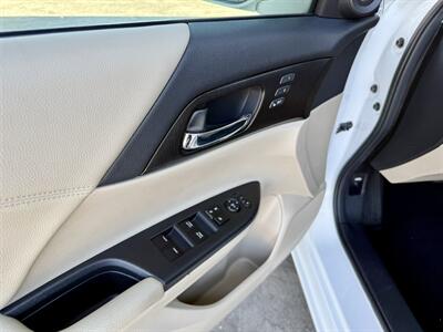 2014 Honda Accord EX-L V6 w/Navi - Photo 18 - Van Nuys, CA 91406