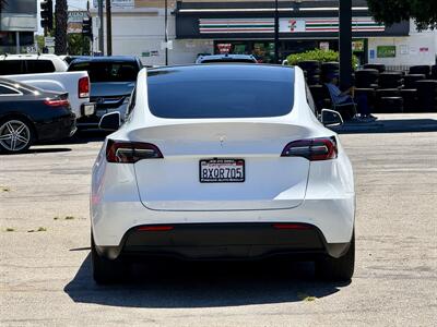 2021 Tesla Model Y Long Range Dual Motor AWD - Photo 5 - Van Nuys, CA 91406