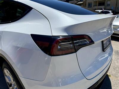 2021 Tesla Model Y Long Range Dual Motor AWD - Photo 25 - Van Nuys, CA 91406