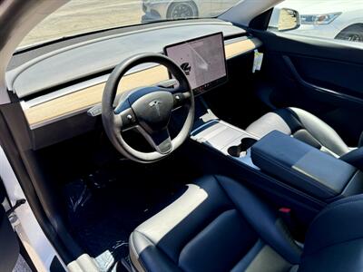 2021 Tesla Model Y Long Range Dual Motor AWD - Photo 11 - Van Nuys, CA 91406