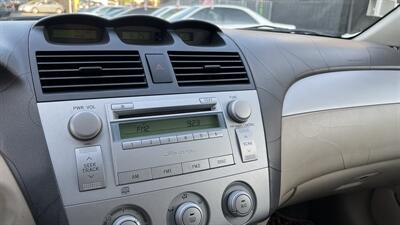 2004 Toyota Camry Solara SLE V6   - Photo 17 - Van Nuys, CA 91406