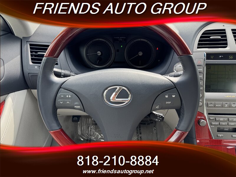 2009 Lexus ES 350 photo 19