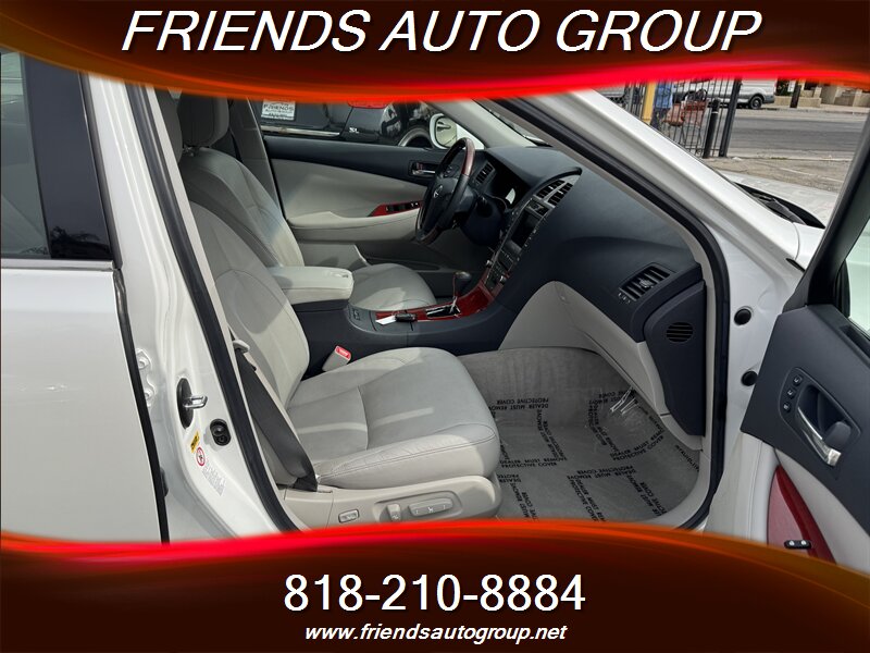 2009 Lexus ES 350 photo 13
