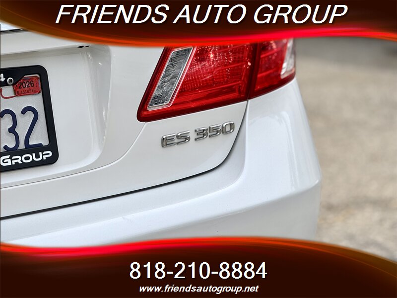 2009 Lexus ES 350 photo 28