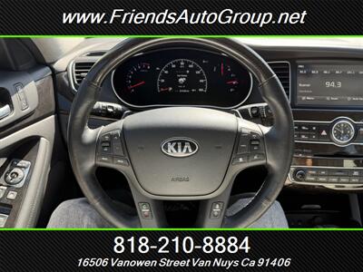 2014 Kia Cadenza Premium   - Photo 19 - Van Nuys, CA 91406