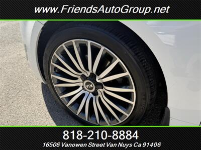 2014 Kia Cadenza Premium   - Photo 24 - Van Nuys, CA 91406