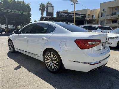 2014 Kia Cadenza Premium - Photo 9 - Van Nuys, CA 91406