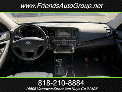 2014 Kia Cadenza Premium   - Photo 13 - Van Nuys, CA 91406