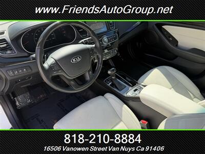 2014 Kia Cadenza Premium   - Photo 10 - Van Nuys, CA 91406