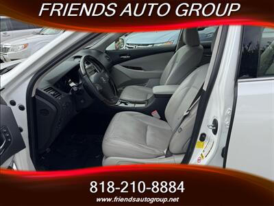 2011 Lexus ES 350   - Photo 12 - Van Nuys, CA 91406
