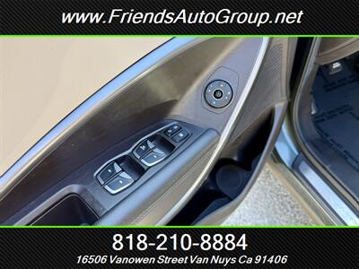 2013 Hyundai SANTA FE Sport 2.0T   - Photo 24 - Van Nuys, CA 91406