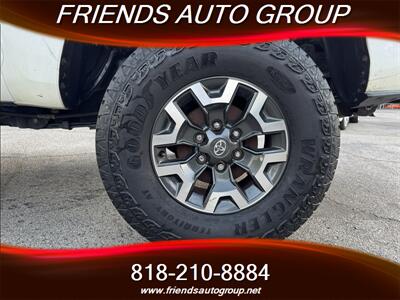 2017 Toyota Tacoma SR   - Photo 8 - Van Nuys, CA 91406