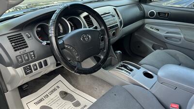 2011 Toyota Tacoma PreRunner V6   - Photo 5 - Van Nuys, CA 91406