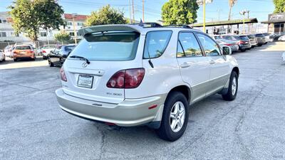 2000 Lexus RX 300   - Photo 3 - Van Nuys, CA 91406