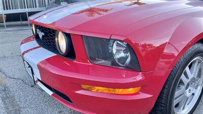 2005 Ford Mustang GT Premium   - Photo 10 - Van Nuys, CA 91406