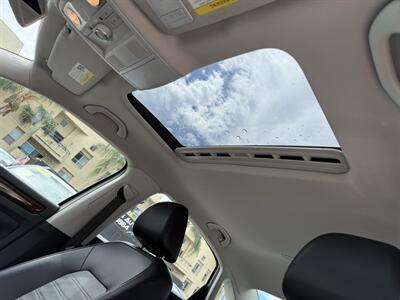 2012 Volkswagen Passat SEL Premium PZEV - Photo 26 - Van Nuys, CA 91406