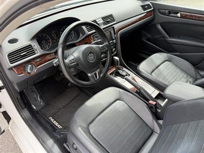 2012 Volkswagen Passat SEL Premium PZEV - Photo 11 - Van Nuys, CA 91406