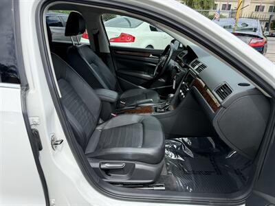 2012 Volkswagen Passat SEL Premium PZEV - Photo 14 - Van Nuys, CA 91406