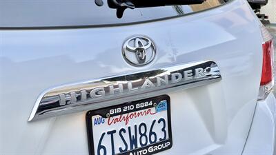 2011 Toyota Highlander SE   - Photo 27 - Van Nuys, CA 91406