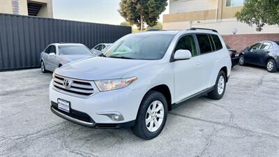 2011 Toyota Highlander SE   - Photo 5 - Van Nuys, CA 91406