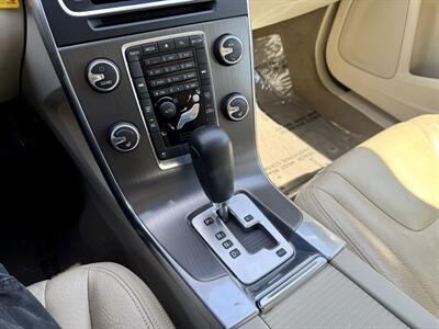 2011 Volvo S60 T6   - Photo 24 - Van Nuys, CA 91406
