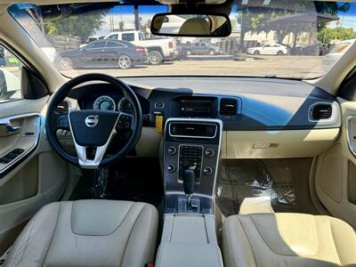 2011 Volvo S60 T6   - Photo 17 - Van Nuys, CA 91406
