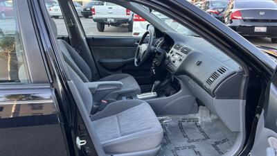 2004 Honda Civic LX   - Photo 9 - Van Nuys, CA 91406