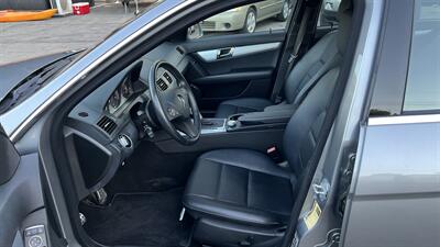 2011 Mercedes-Benz C 300 Luxury   - Photo 12 - Van Nuys, CA 91406