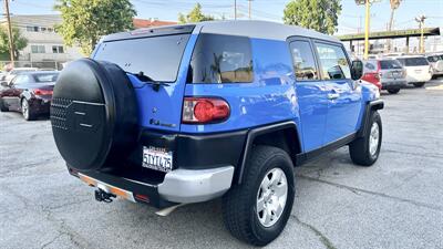 2007 Toyota FJ Cruiser   - Photo 4 - Van Nuys, CA 91406