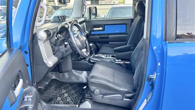 2007 Toyota FJ Cruiser   - Photo 6 - Van Nuys, CA 91406