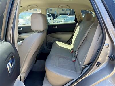 2015 Nissan Rogue Select S   - Photo 16 - Van Nuys, CA 91406
