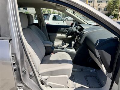 2015 Nissan Rogue Select S   - Photo 14 - Van Nuys, CA 91406