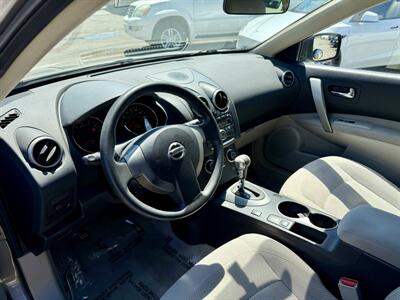 2015 Nissan Rogue Select S   - Photo 11 - Van Nuys, CA 91406