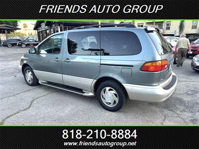 1999 Toyota Sienna XLE - Photo 9 - Van Nuys, CA 91406