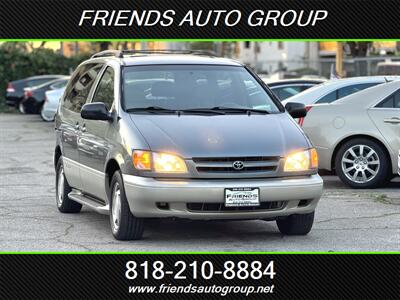 1999 Toyota Sienna XLE - Photo 3 - Van Nuys, CA 91406