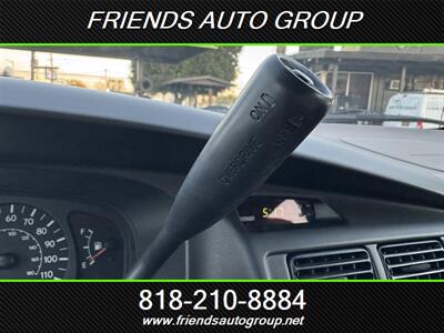 1999 Toyota Sienna XLE - Photo 28 - Van Nuys, CA 91406