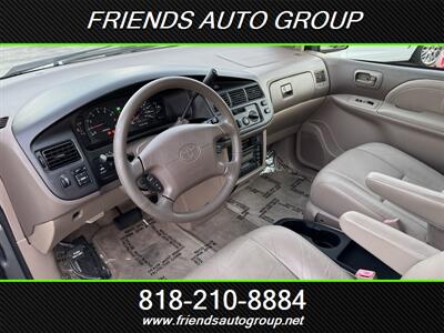 1999 Toyota Sienna XLE - Photo 13 - Van Nuys, CA 91406