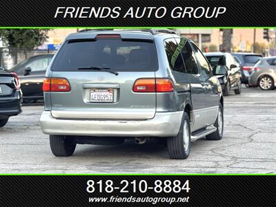 1999 Toyota Sienna XLE - Photo 4 - Van Nuys, CA 91406