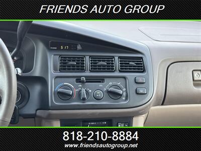 1999 Toyota Sienna XLE - Photo 26 - Van Nuys, CA 91406