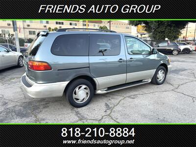 1999 Toyota Sienna XLE - Photo 10 - Van Nuys, CA 91406