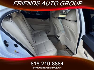 2013 Lexus ES 350   - Photo 15 - Van Nuys, CA 91406