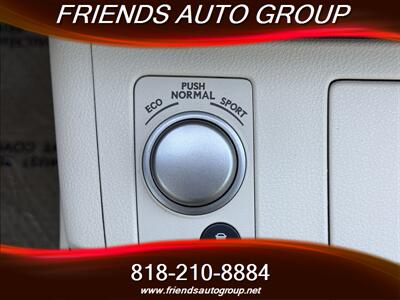 2013 Lexus ES 350   - Photo 24 - Van Nuys, CA 91406
