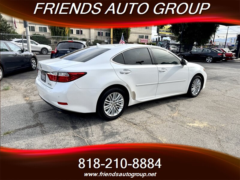 2013 Lexus ES 350 photo 8