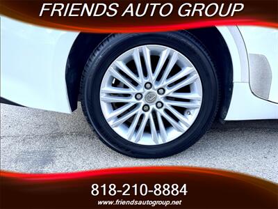 2013 Lexus ES 350   - Photo 30 - Van Nuys, CA 91406