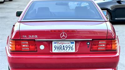 1994 Mercedes-Benz SL 320   - Photo 18 - Van Nuys, CA 91406